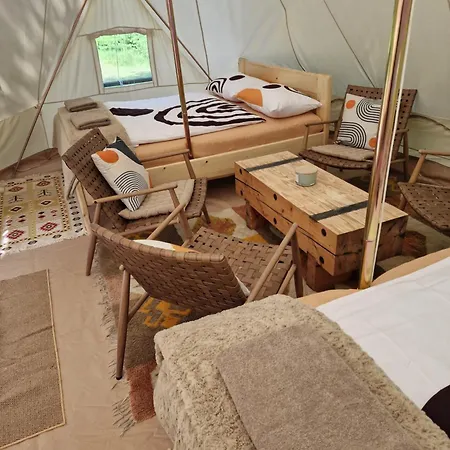 Glamping Symbioza אוהל מפואר Štôla